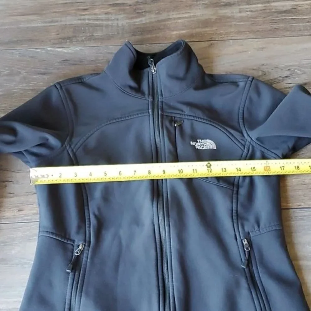 The North Face Womens  Full zip jacket windfall sz S